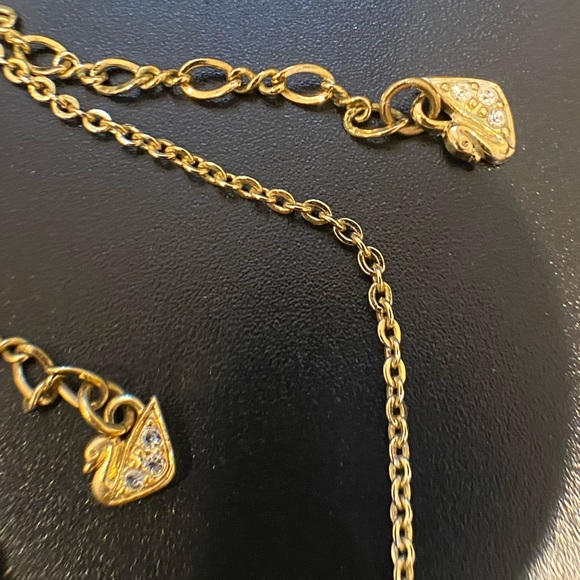Pre-loved Swarovski necklace and bracelet set. - Picture 3 of 6
